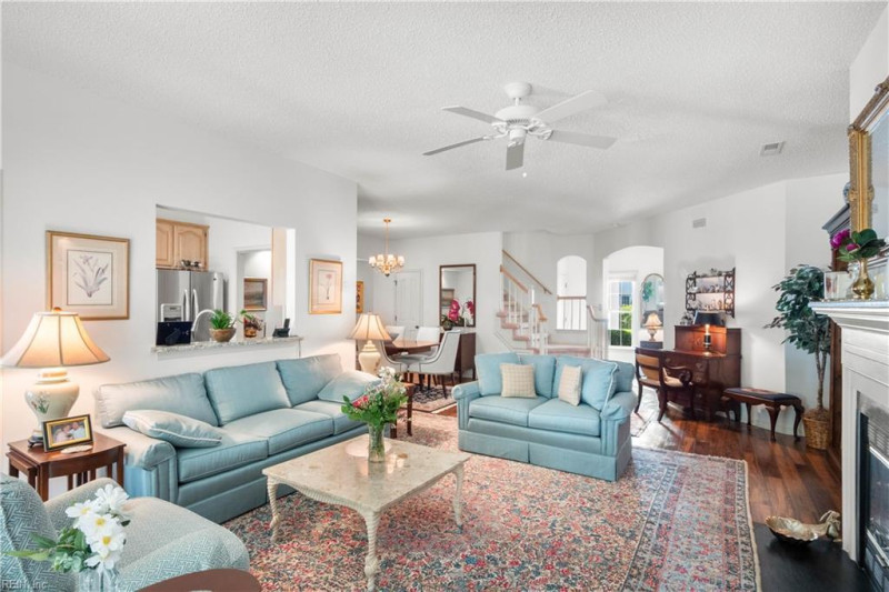 Photo 9 of 30 residential for sale in Virginia Beach virginia