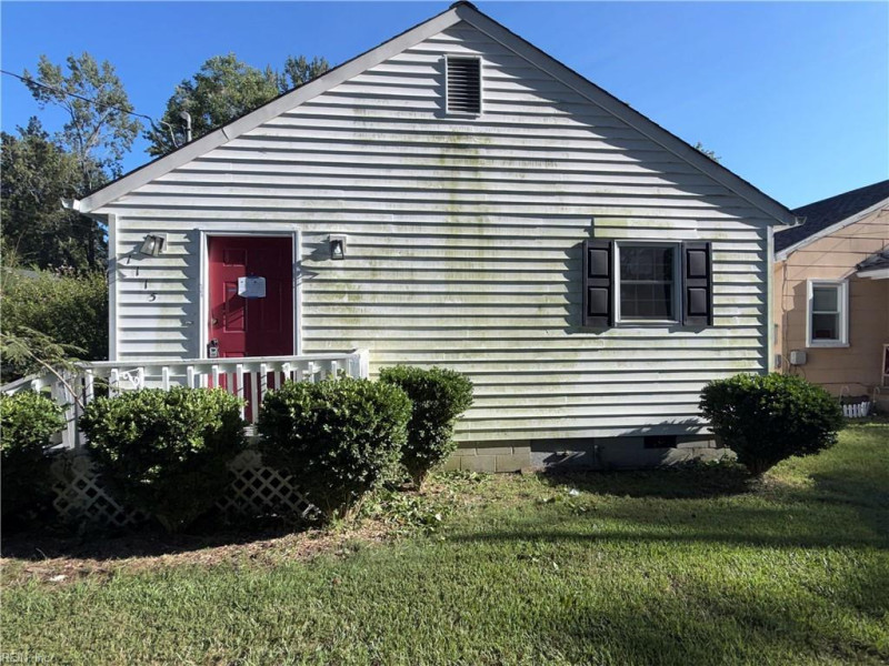 Photo 13 of 14 residential for sale in Franklin virginia