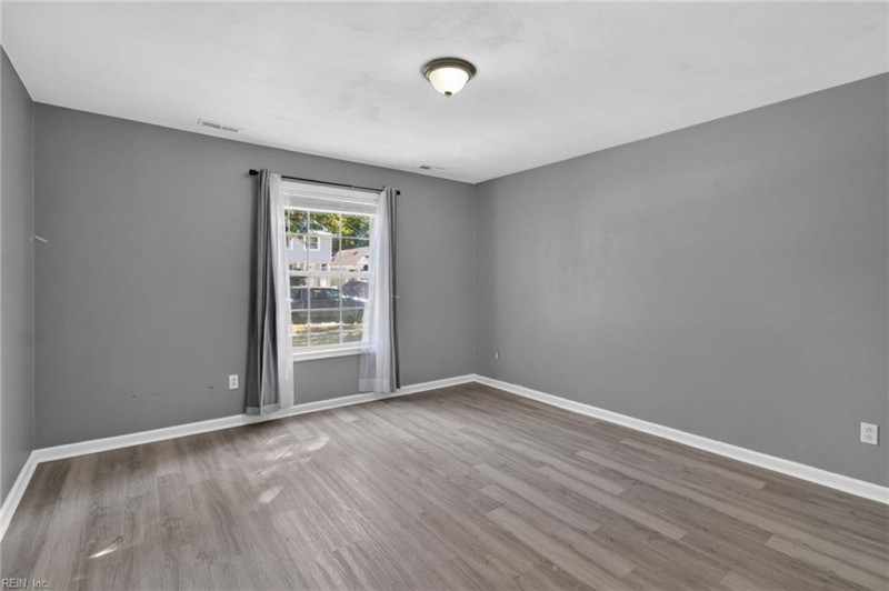 Photo 19 of 27 residential for sale in Norfolk virginia Photo 19 of 27 residential for sale in Norfolk virginia