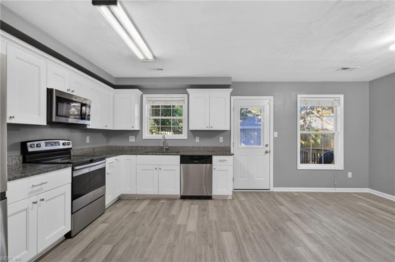 Photo 8 of 27 residential for sale in Norfolk virginia Photo 8 of 27 residential for sale in Norfolk virginia