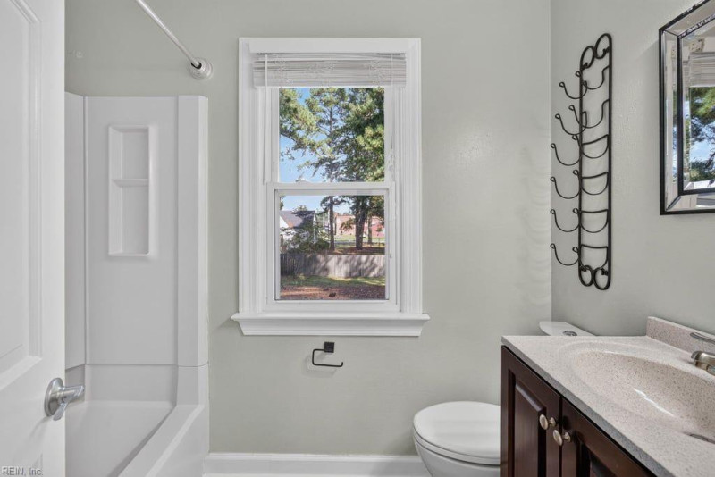 Photo 14 of 29 residential for sale in Portsmouth virginia Photo 14 of 29 residential for sale in Portsmouth virginia