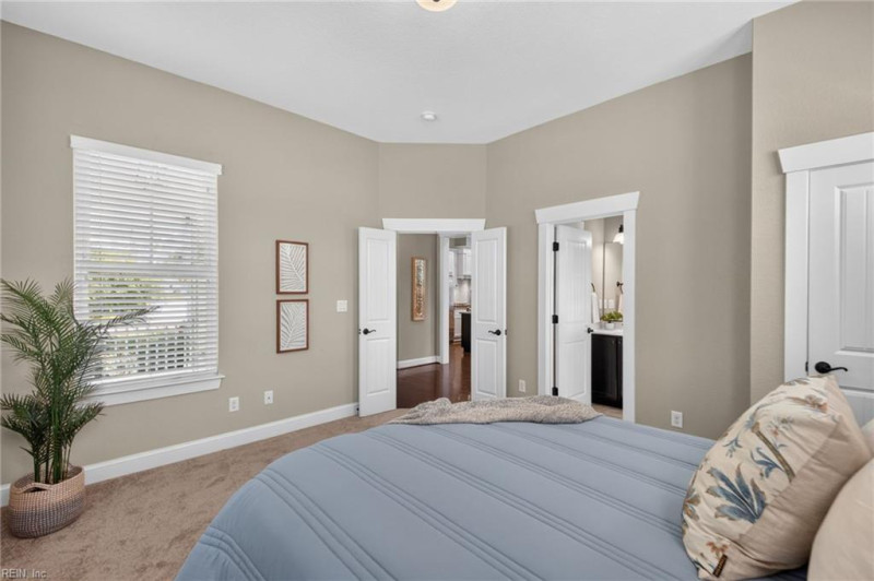 Photo 23 of 50 residential for sale in Chesapeake virginia