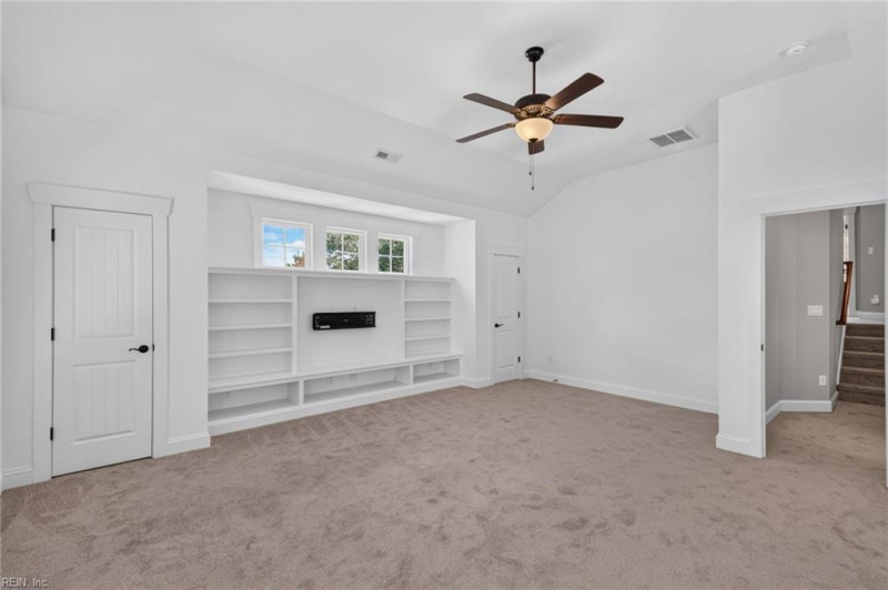 Photo 27 of 50 residential for sale in Chesapeake virginia