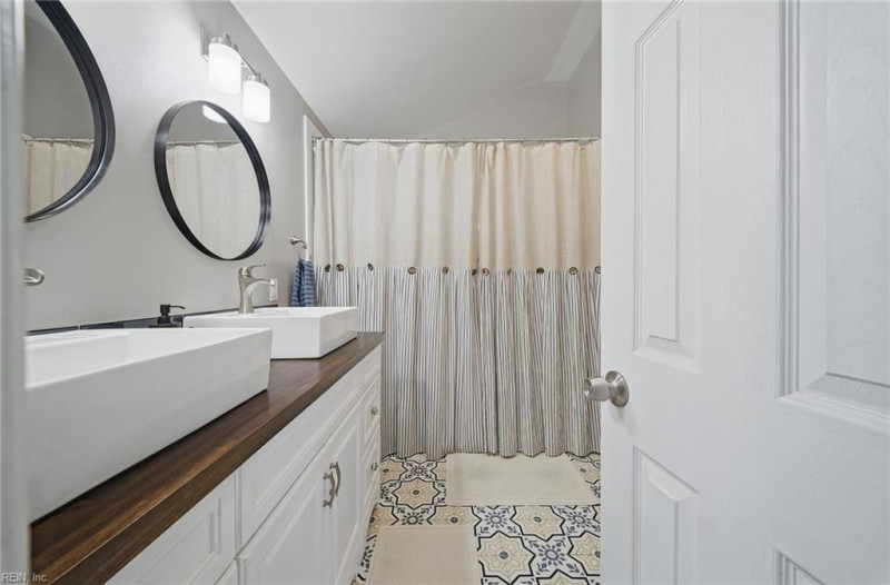 Photo 16 of 46 residential for sale in Virginia Beach virginia Photo 16 of 46 residential for sale in Virginia Beach virginia