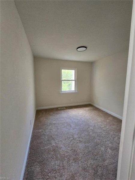Photo 11 of 19 residential for sale in Virginia Beach virginia