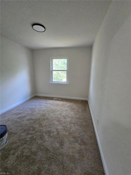 Photo 12 of 19 residential for sale in Virginia Beach virginia
