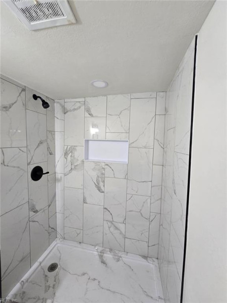 Photo 13 of 19 residential for sale in Virginia Beach virginia