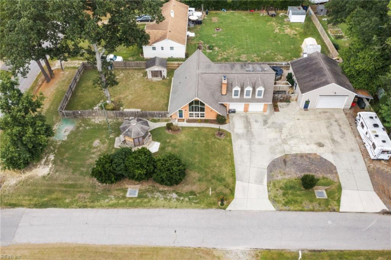 Photo 45 of 47 residential for sale in York County virginia