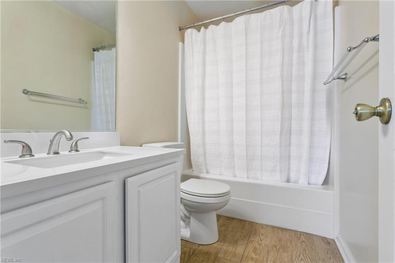 Photo 33 of 49 residential for sale in Williamsburg virginia Photo 33 of 49 residential for sale in Williamsburg virginia