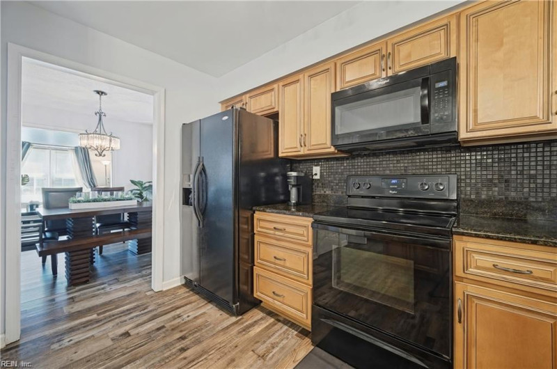 Photo 11 of 31 residential for sale in Newport News virginia