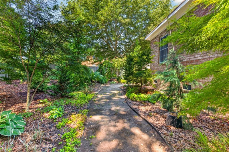 Photo 46 of 50 residential for sale in Chesapeake virginia