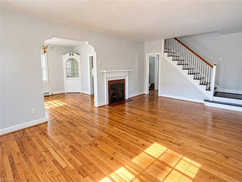 Photo 5 of 22 residential for sale in Newport News virginia Photo 5 of 22 residential for sale in Newport News virginia