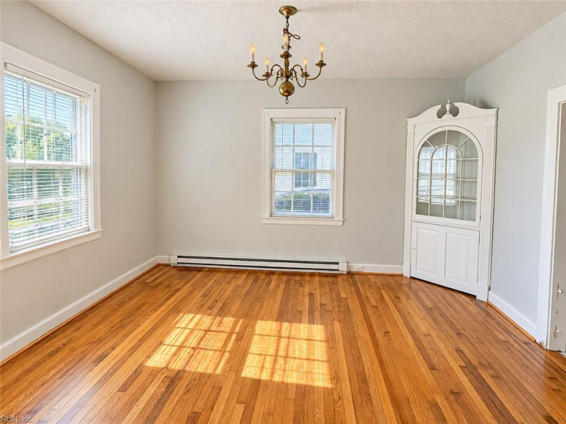 Photo 6 of 22 residential for sale in Newport News virginia Photo 6 of 22 residential for sale in Newport News virginia
