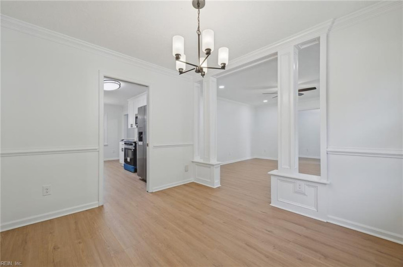 Photo 7 of 38 residential for sale in Hampton virginia