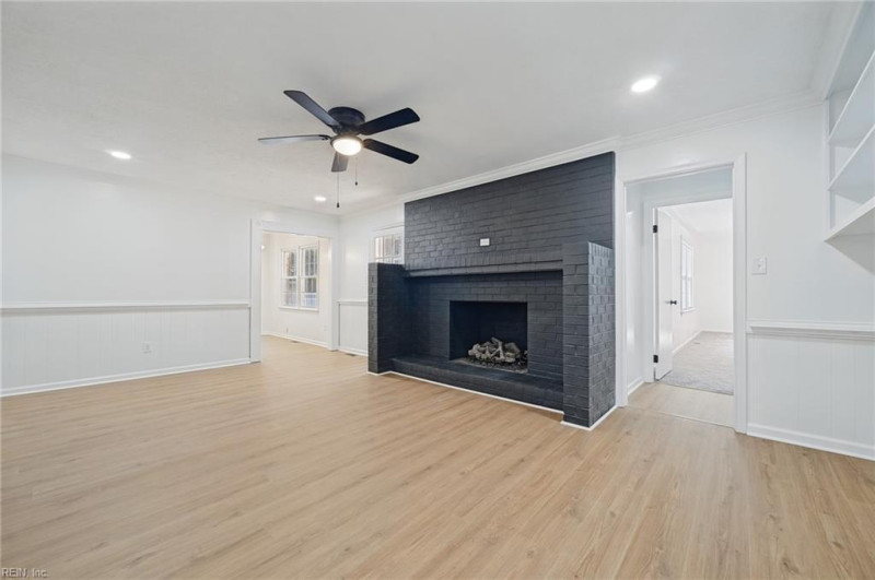 Photo 8 of 38 residential for sale in Hampton virginia