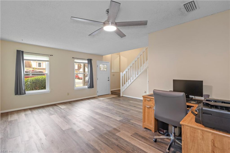 Photo 6 of 30 residential for sale in Virginia Beach virginia