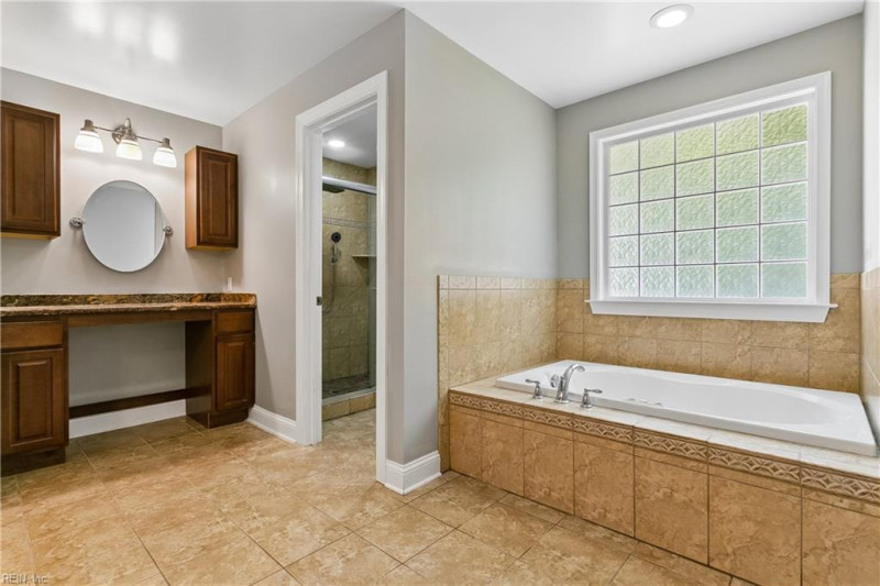 Photo 26 of 45 residential for sale in York County virginia