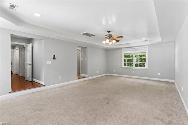 Photo 32 of 45 residential for sale in York County virginia