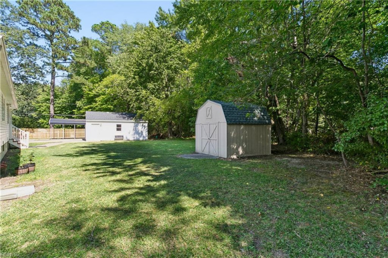 Photo 36 of 45 residential for sale in York County virginia