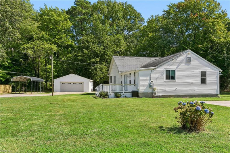 Photo 40 of 45 residential for sale in York County virginia