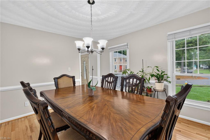 Photo 10 of 49 residential for sale in Virginia Beach virginia