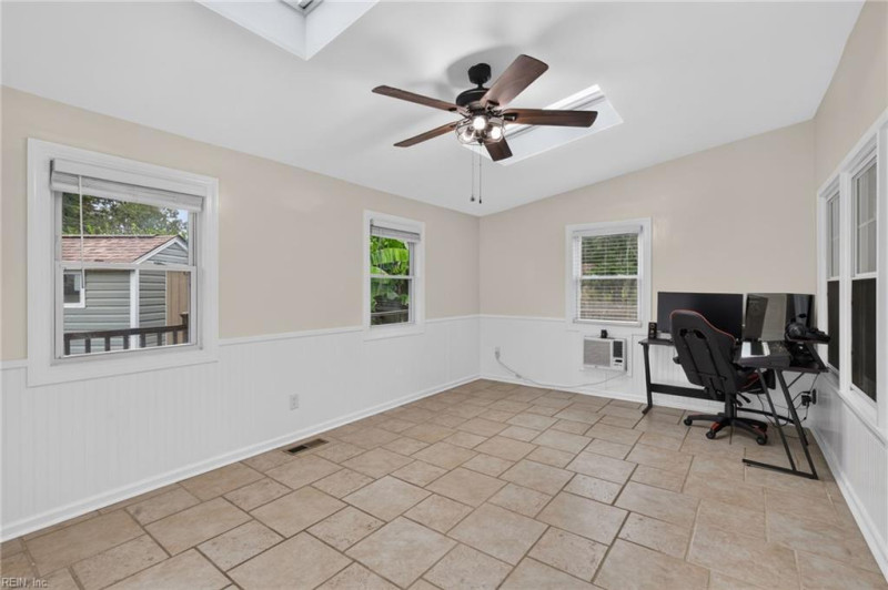 Photo 21 of 49 residential for sale in Virginia Beach virginia