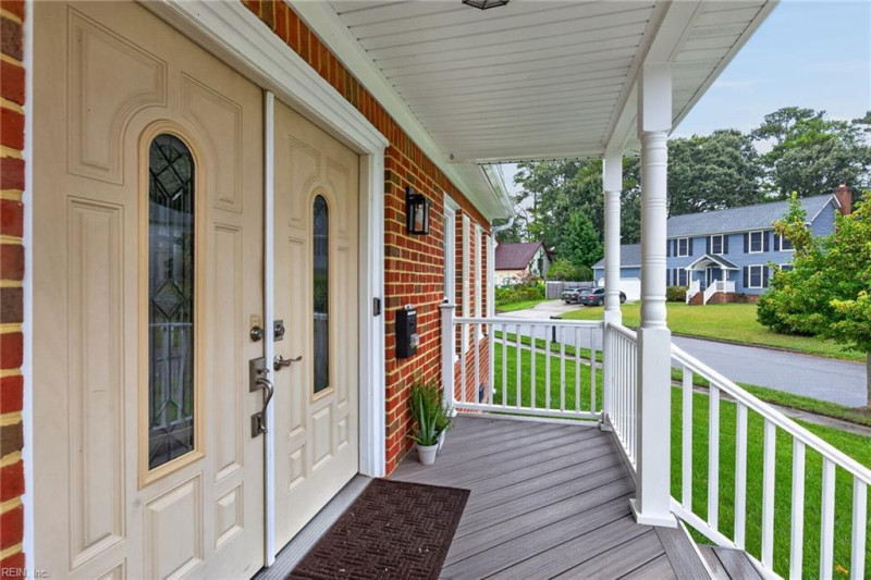 Photo 5 of 49 residential for sale in Virginia Beach virginia