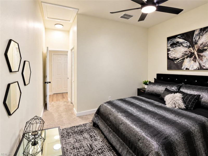 Photo 17 of 45 residential for sale in Newport News virginia