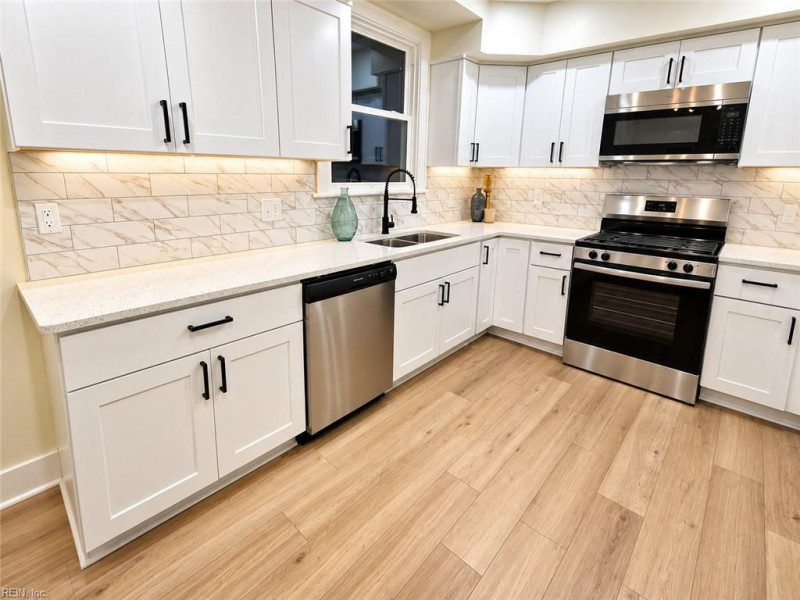 Photo 20 of 45 residential for sale in Newport News virginia