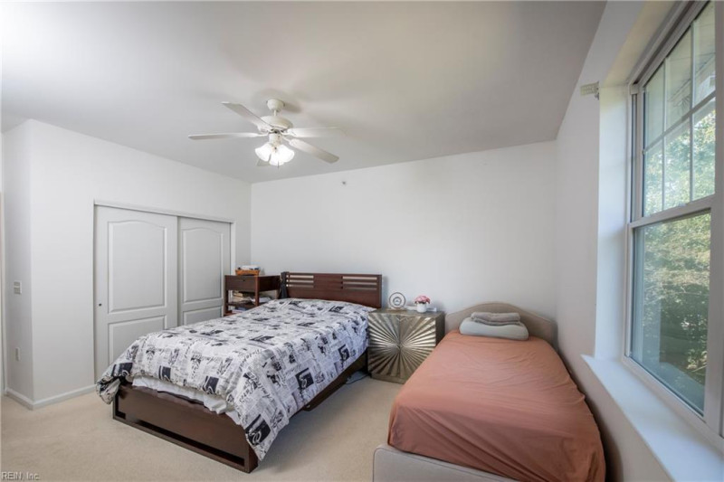 Photo 14 of 28 residential for sale in Virginia Beach virginia