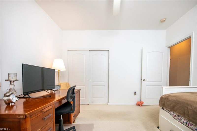 Photo 21 of 28 residential for sale in Virginia Beach virginia