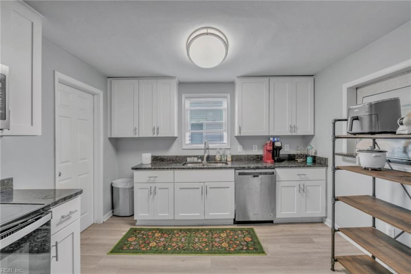 Photo 39 of 50 residential for sale in Norfolk virginia Photo 39 of 50 residential for sale in Norfolk virginia