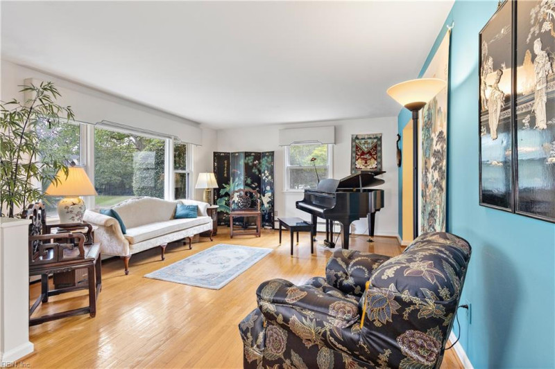 Photo 13 of 49 residential for sale in Newport News virginia
