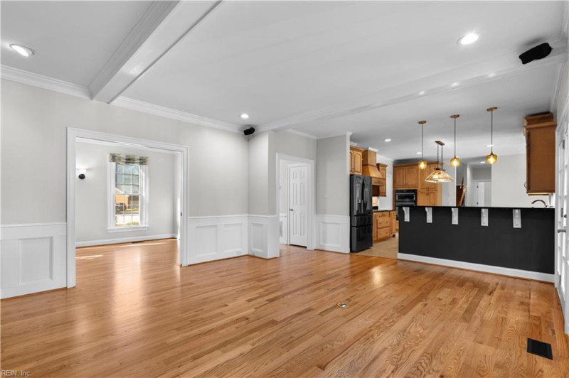 Photo 17 of 48 residential for sale in Chesapeake virginia