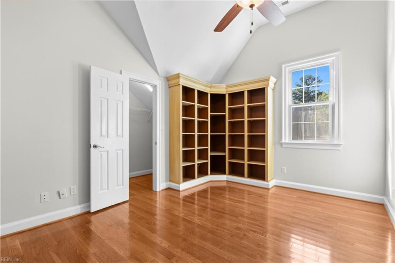 Photo 29 of 48 residential for sale in Chesapeake virginia