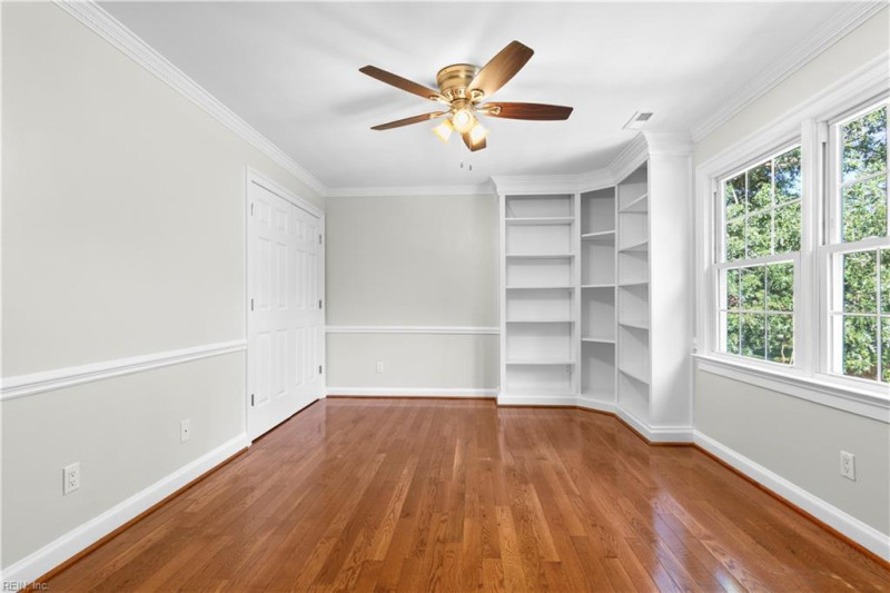 Photo 30 of 48 residential for sale in Chesapeake virginia