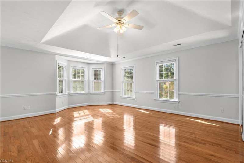 Photo 34 of 48 residential for sale in Chesapeake virginia