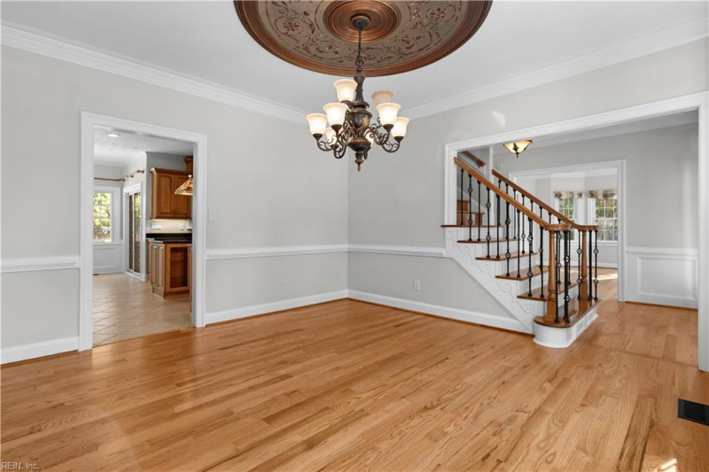 Photo 4 of 48 residential for sale in Chesapeake virginia