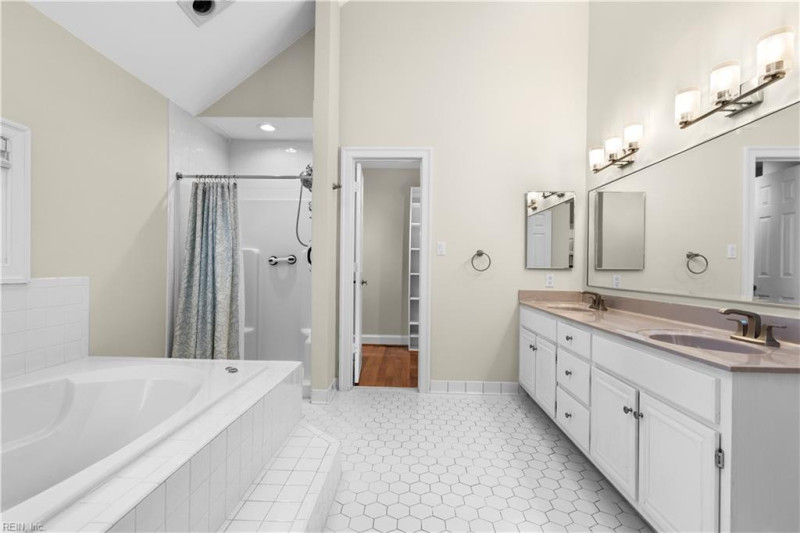Photo 40 of 48 residential for sale in Chesapeake virginia