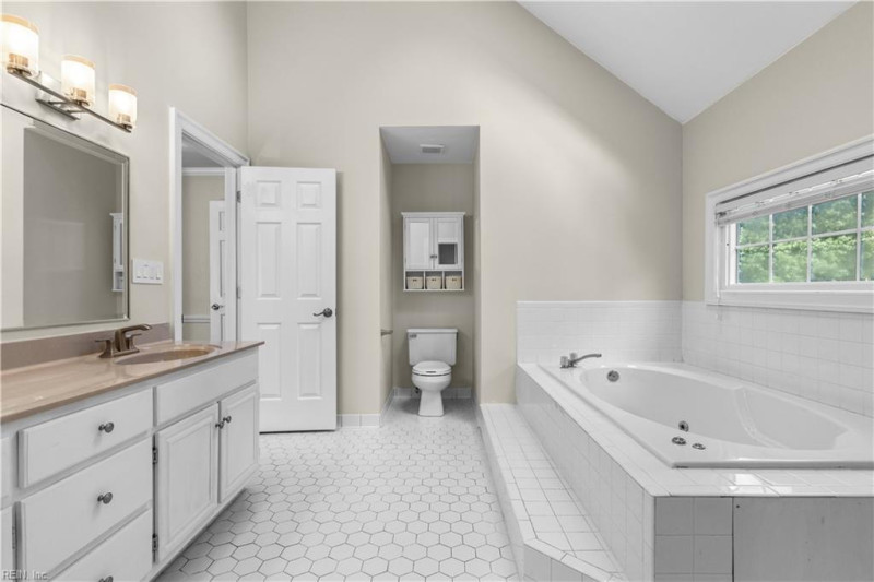 Photo 41 of 48 residential for sale in Chesapeake virginia
