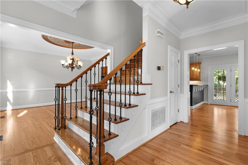 Photo 5 of 48 residential for sale in Chesapeake virginia