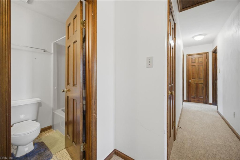 Photo 15 of 35 residential for sale in Virginia Beach virginia