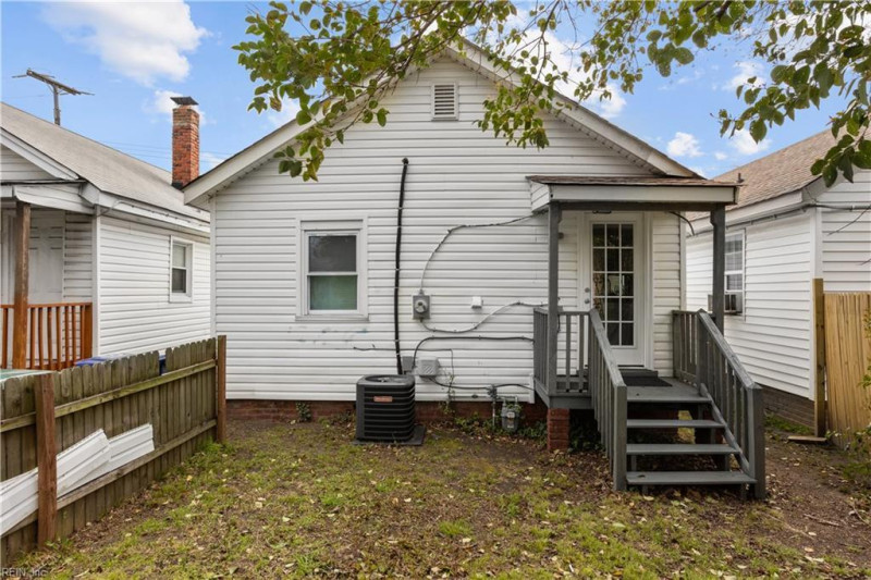 Photo 18 of 19 residential for sale in Newport News virginia