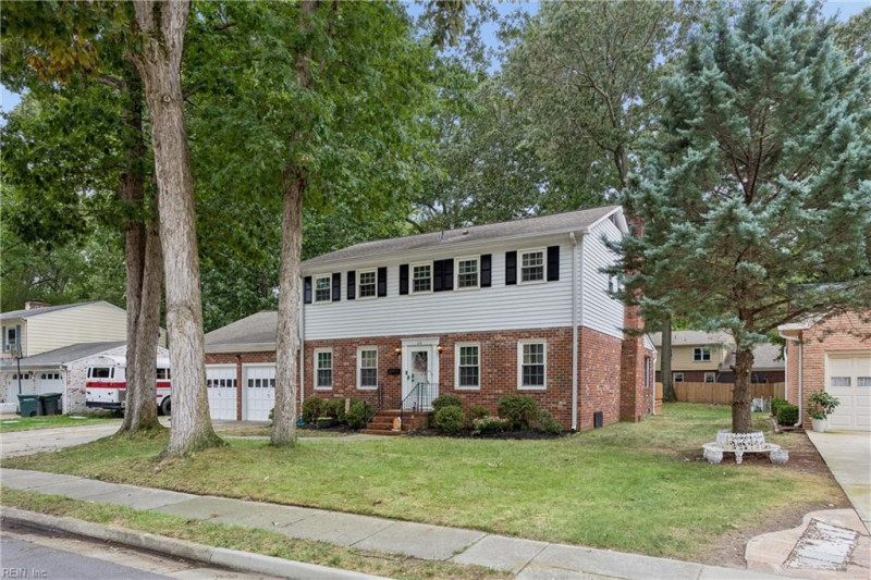 Photo 2 of 50 residential for sale in Hampton virginia