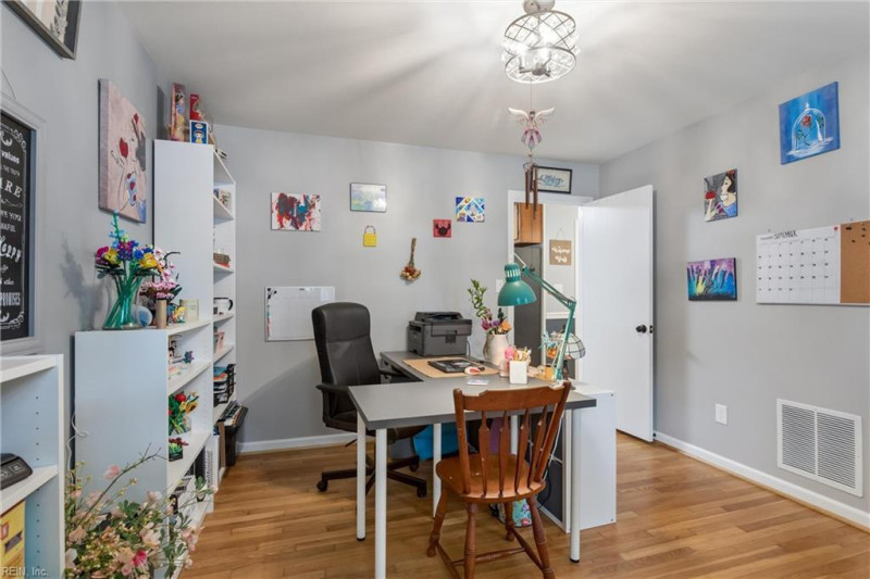 Photo 20 of 50 residential for sale in Hampton virginia