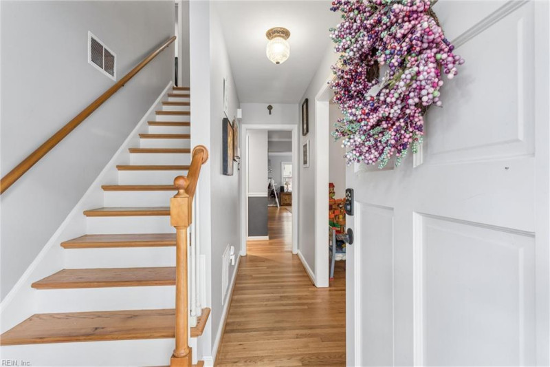 Photo 3 of 50 residential for sale in Hampton virginia