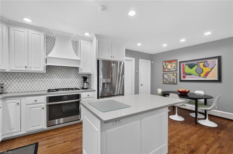 Photo 12 of 50 residential for sale in Norfolk virginia