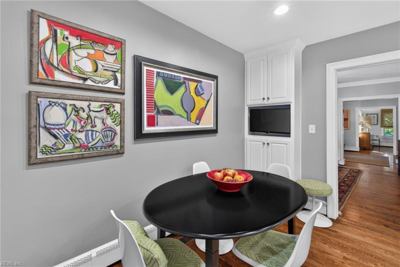 Photo 15 of 50 residential for sale in Norfolk virginia