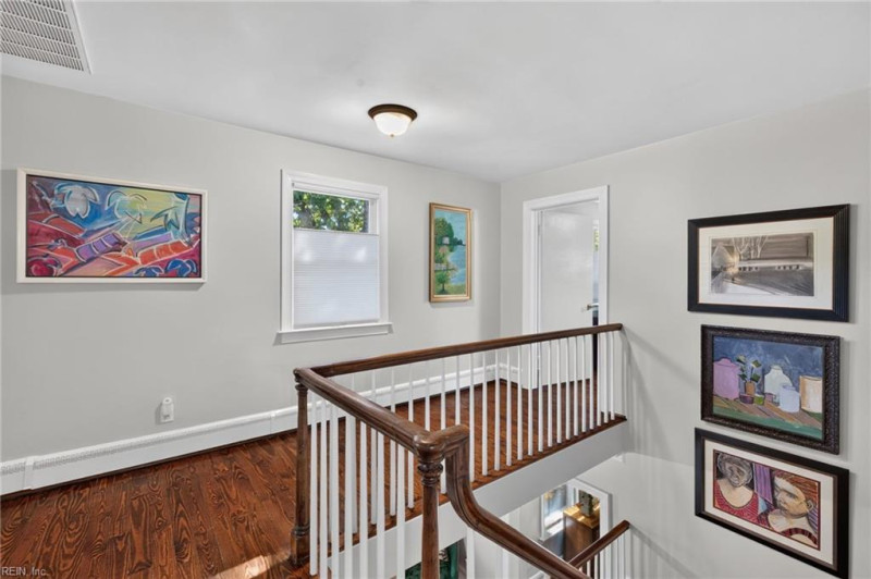 Photo 27 of 50 residential for sale in Norfolk virginia