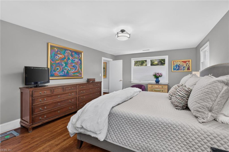 Photo 31 of 50 residential for sale in Norfolk virginia
